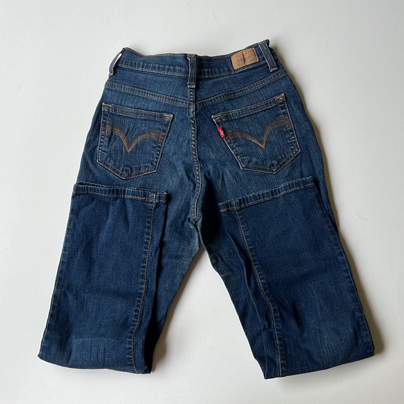 LEVIS PERFECTLY SLIMMING - Picture 2 of 5